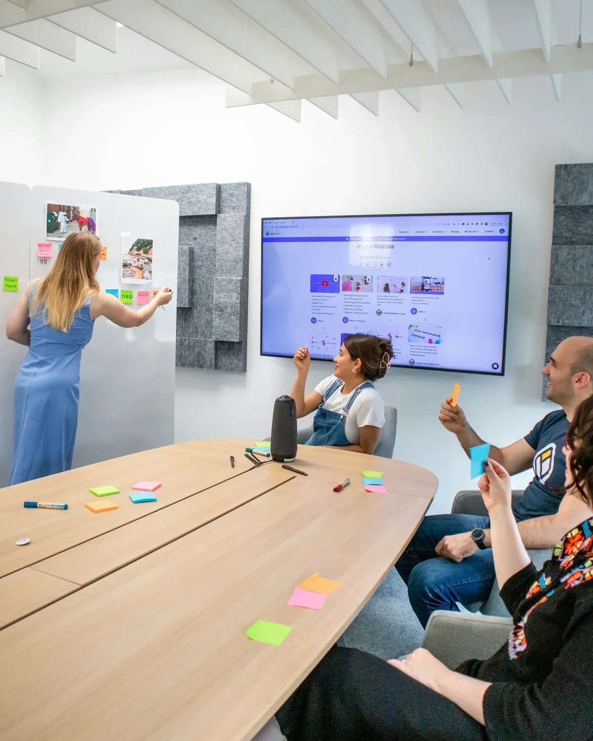 Equipe da Fteam em reunião de diagnóstico, analisando processos e necessidades de um projeto